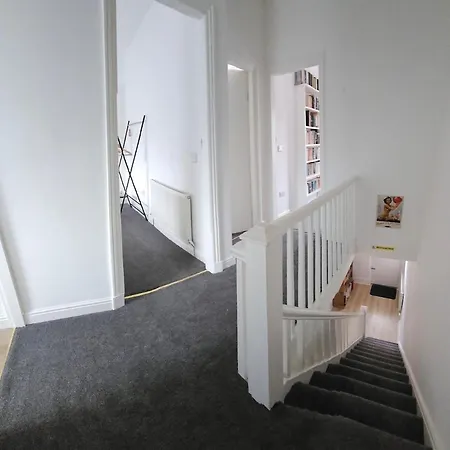 Maureen's Hideaway *